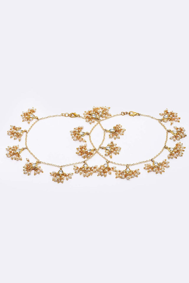 Gold And White Gold-Plated Kundan And Pearls Anklet