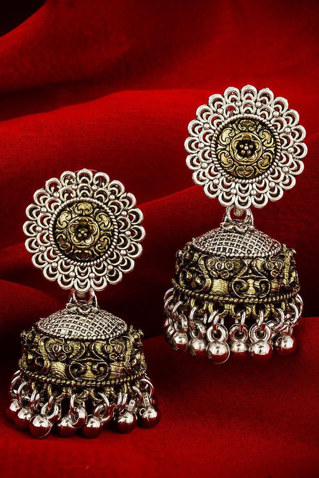 Women's Alloy Jhumka Earrings In Silver