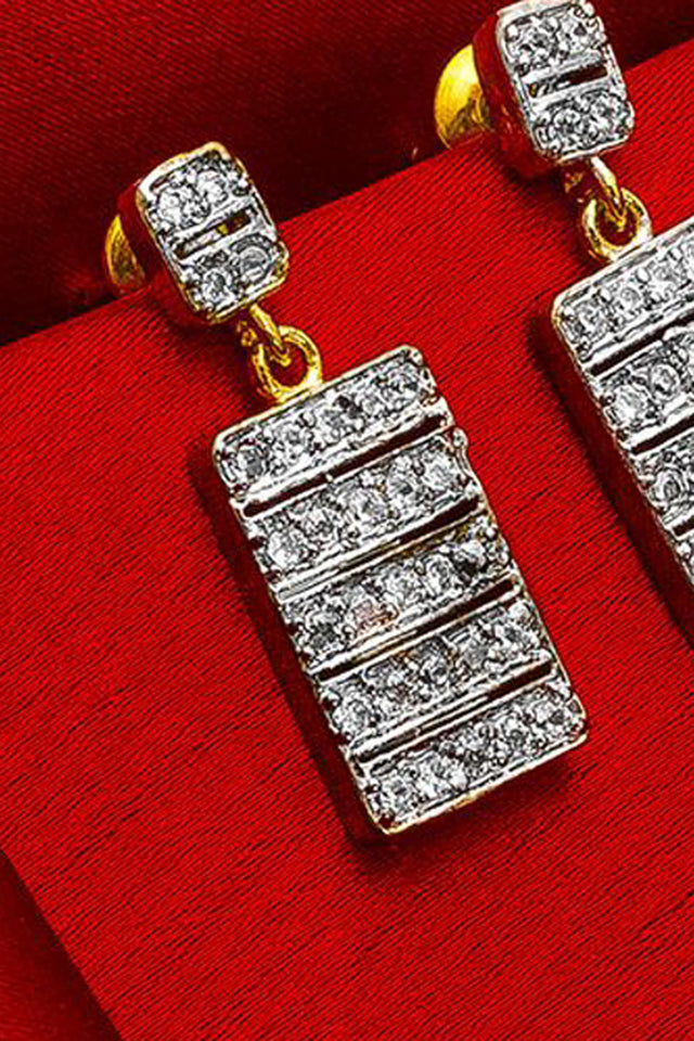 Women's Alloy Stud Earrings In Gold And Silver