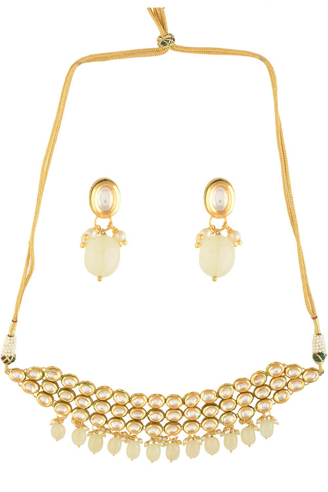 Ivory Beaded Handcrafted Kundan Choker With Earrings