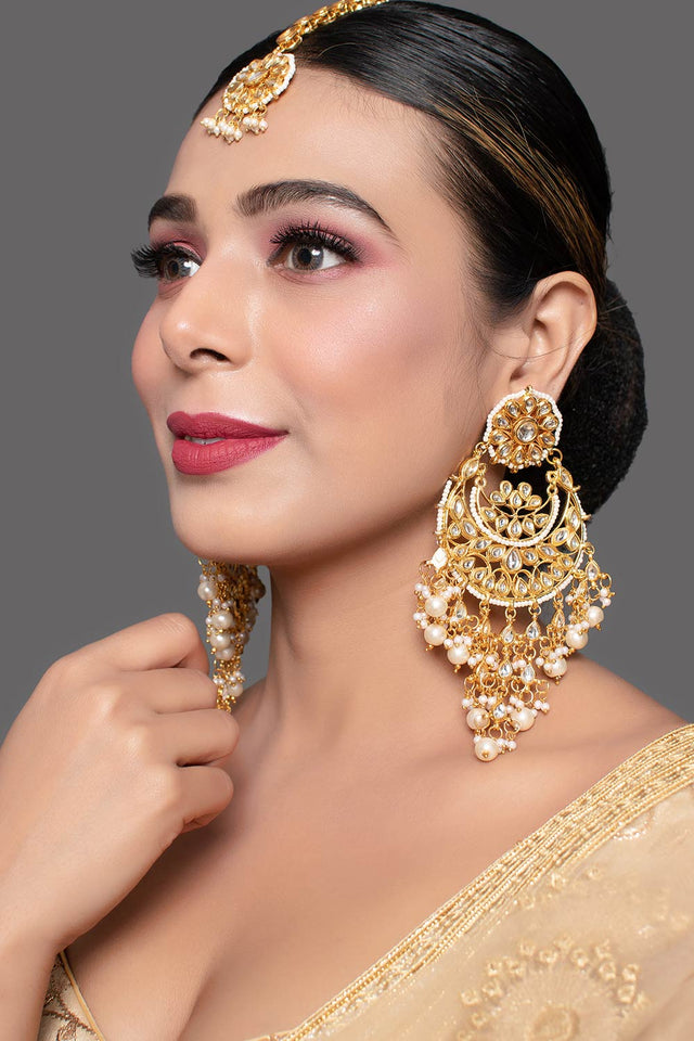 Pearl Beaded Kundan Inspired Mang Tikka With Chandbali