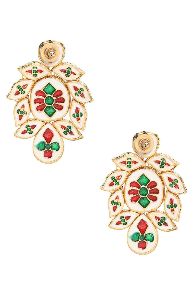 Gold Tone Kundan Earrings With Maangtikka
