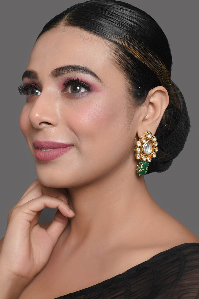 Gold Toned Green Beaded Kundan Earring (FEMDW021)