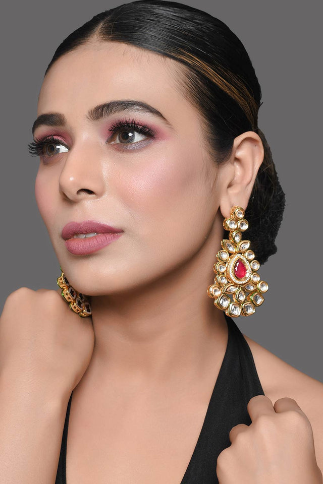 Red Gold Toned Kundan Inspired Earrings (FEMDW026)