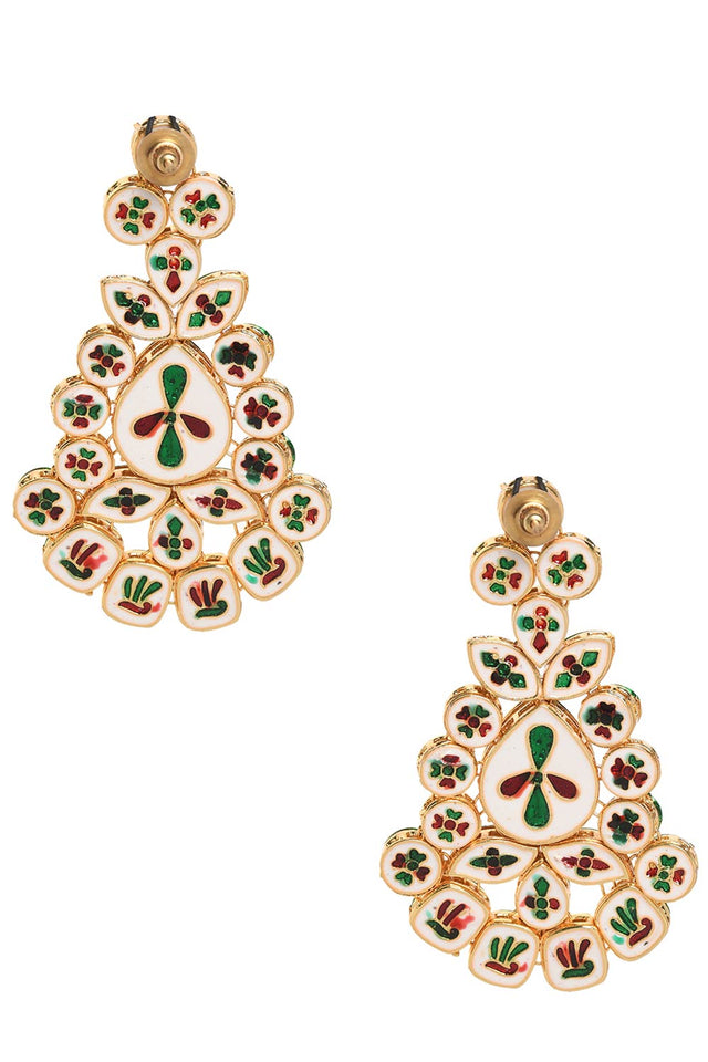 Red Gold Toned Kundan Inspired Earrings (FEMDW026)
