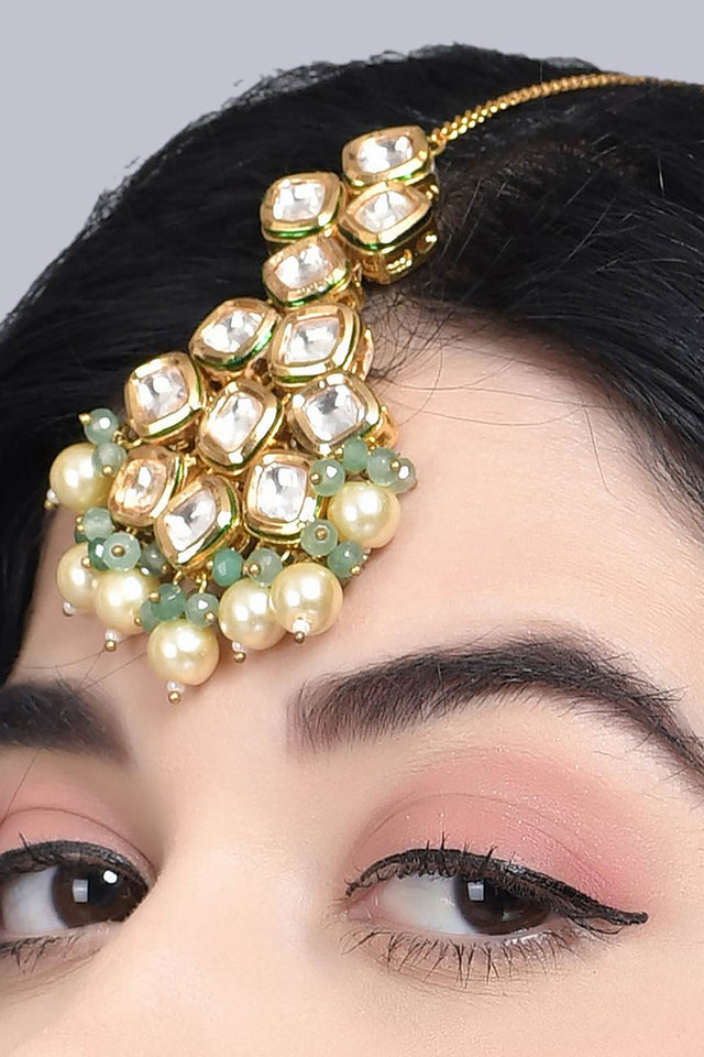 Jade Gold Tone Kundan Maang Tikka With Pearls