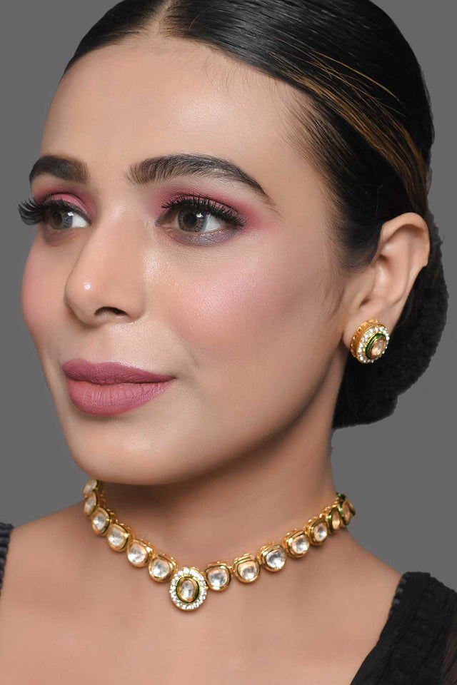 Handcrafted Kundan Studded Necklace With Earring (FEMDW032)