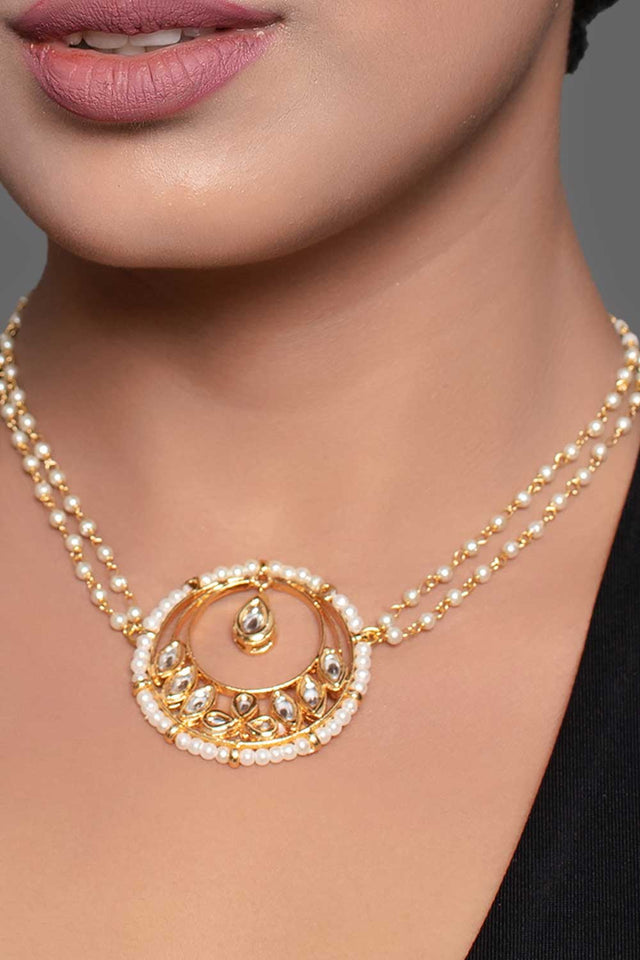 Gold Toned Choker Necklace (FEMDW035)
