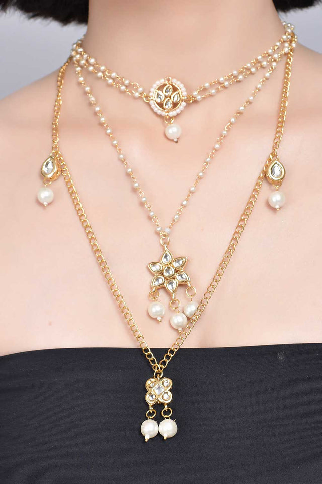 Multilayered Pearl Beaded Kundan Necklace With Choker