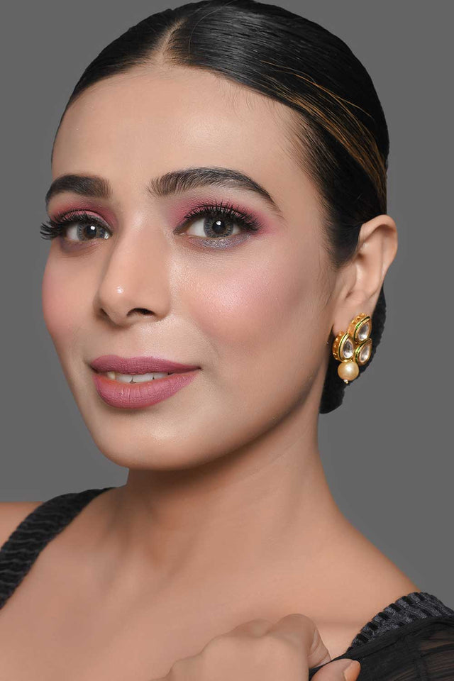Gold Toned Kundan Earrings With Pearls (FEMDW043)