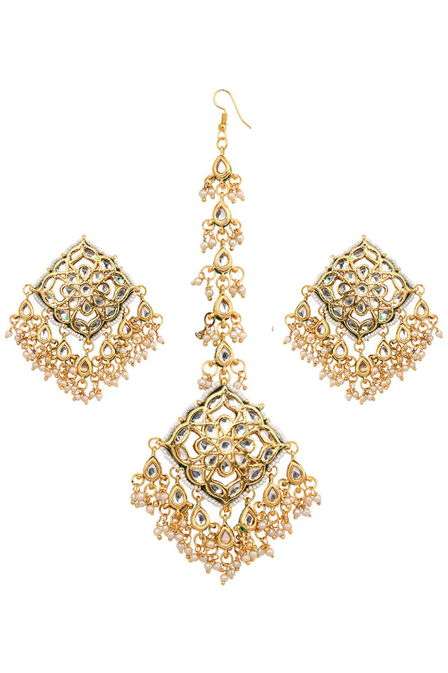 Gold Tone Kundan Inspired Mang Tikka With Earrings (FEMMTS009)