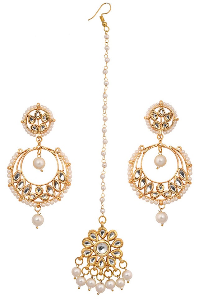Pearl Beaded Kundan Inspired Mang Tikka With Chandbali (FEMMTS010)