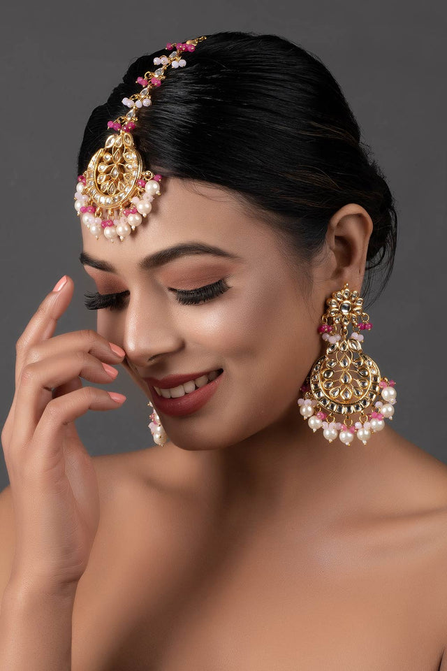 Pearl & Pink Beaded Kundan Handcrafted Mang Tikka With Earrings (FEMMTS013)