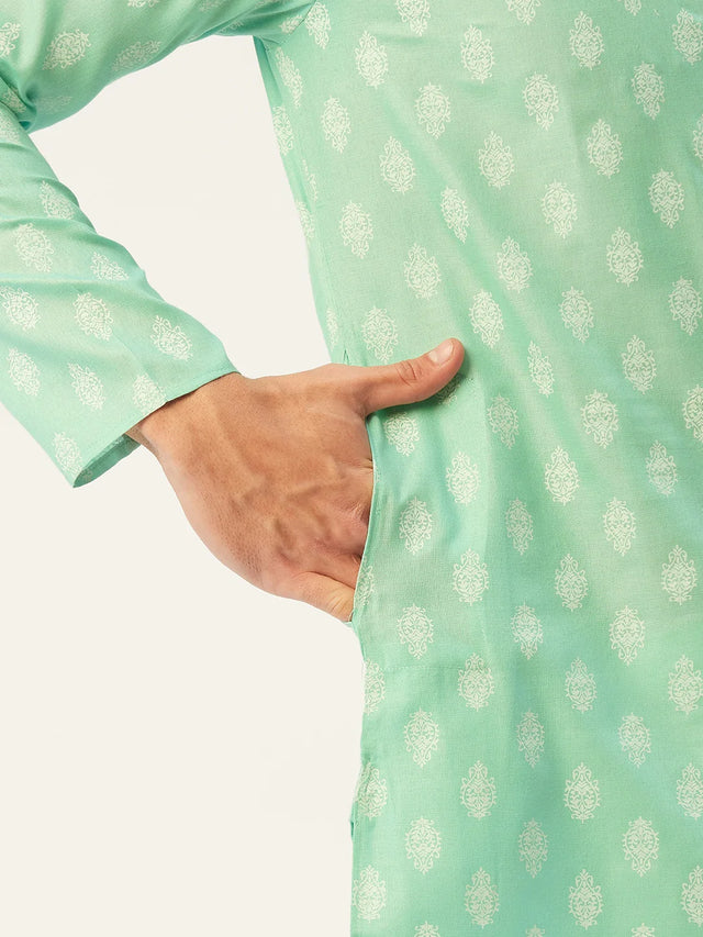 Men's Green Cotton Blend Printed Kurta Set