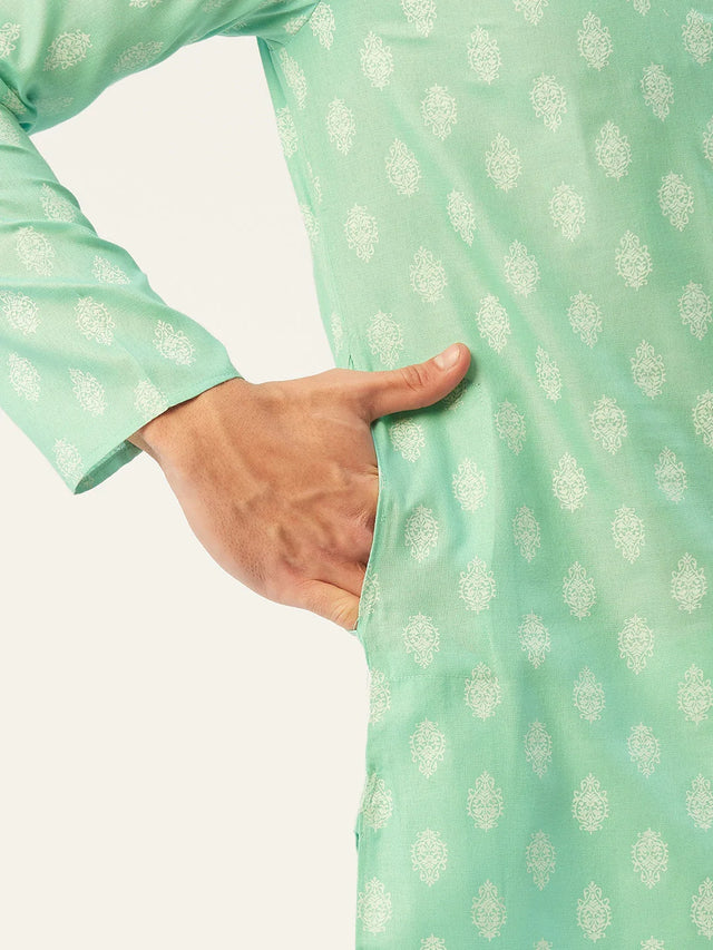 Men's Green Cotton Blend Printed Kurta Top