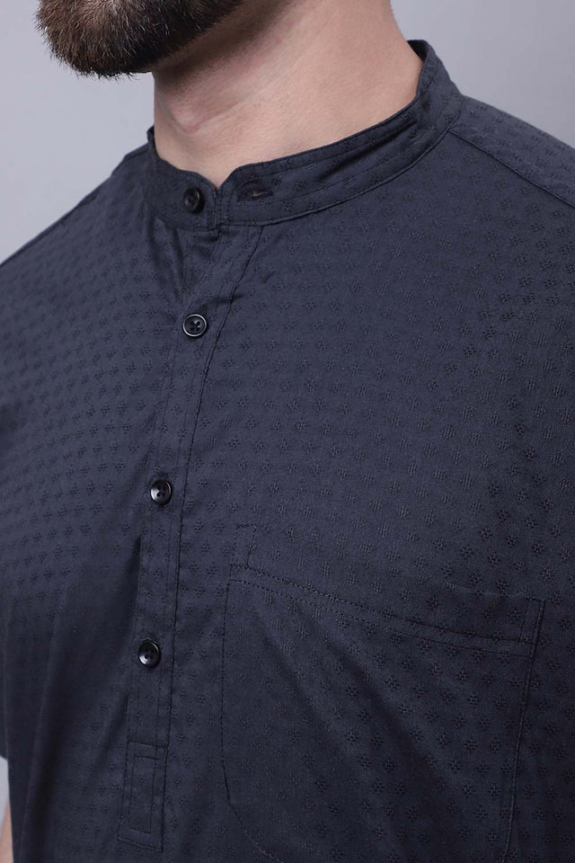 Buy Men's Black Cotton Self Design Long Kurta Top Online - Side