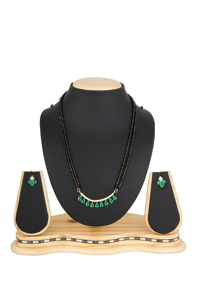 Buy Women's Alloy Mangalsutra in Gold Online
