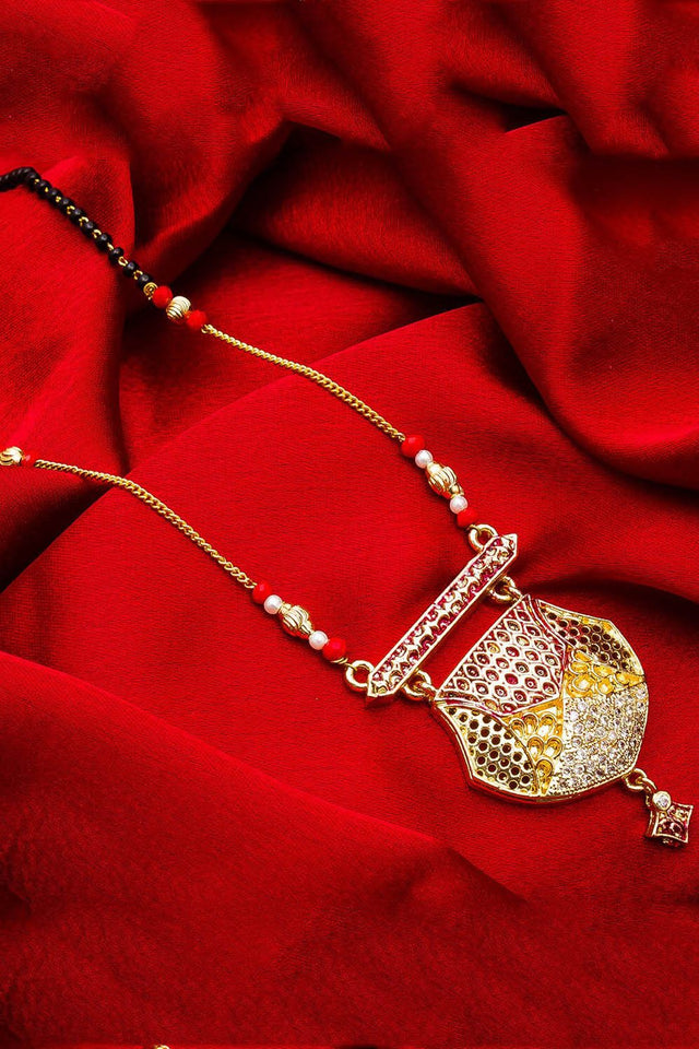 Buy Women's Alloy Mangalsutra in Gold Online
