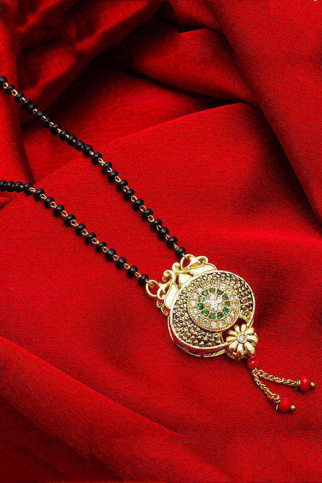 Buy Women's Alloy Mangalsutra in Gold Online