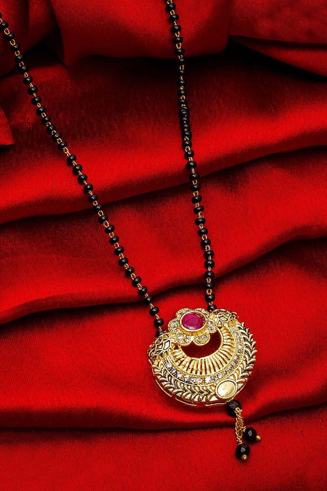 Buy Women's Alloy Mangalsutra in Gold Online