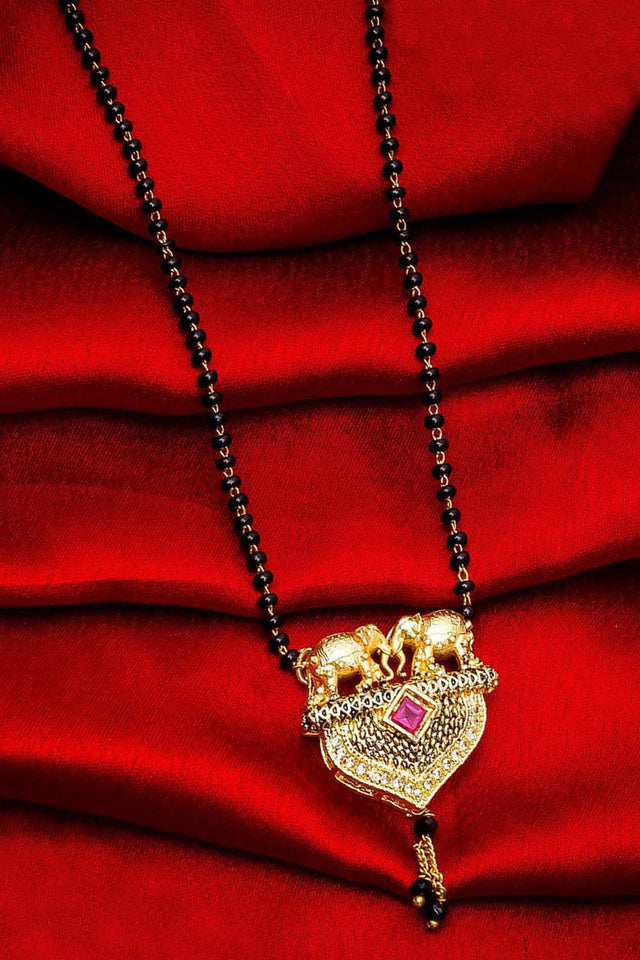 Buy Women's Alloy Mangalsutra in Gold Online