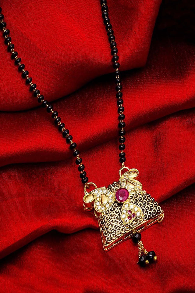 Buy Women's Alloy Mangalsutra in Gold Online