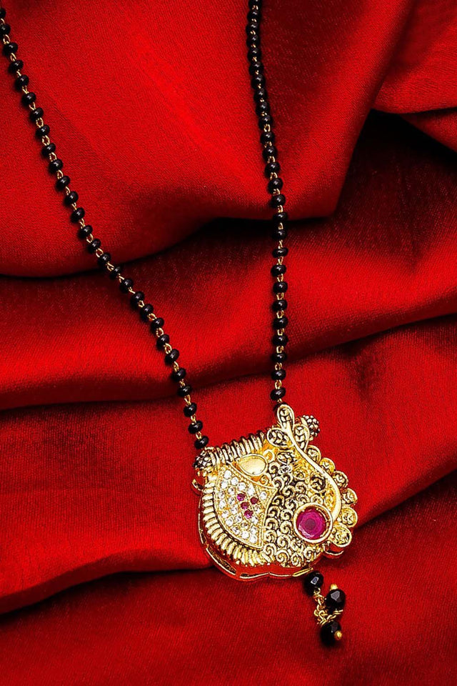 Buy Women's Alloy Mangalsutra in Gold Online