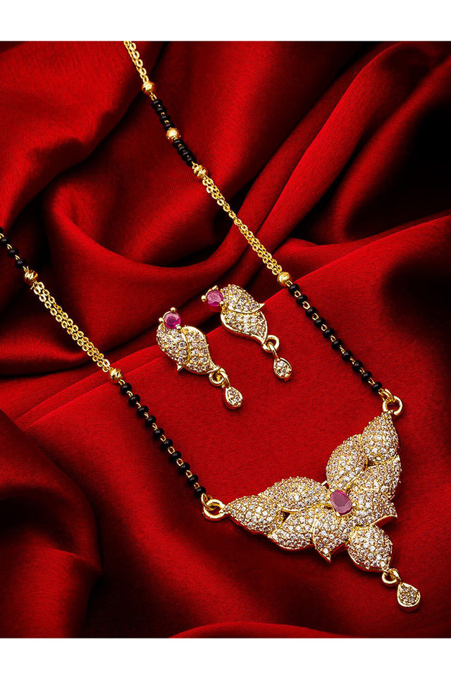 Women's Alloy Mangalsutra Set In Gold And Black