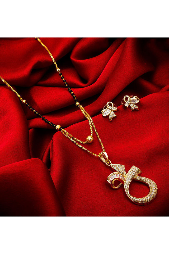 Buy Women's Alloy Mangalsutra Set in Gold and Black Online