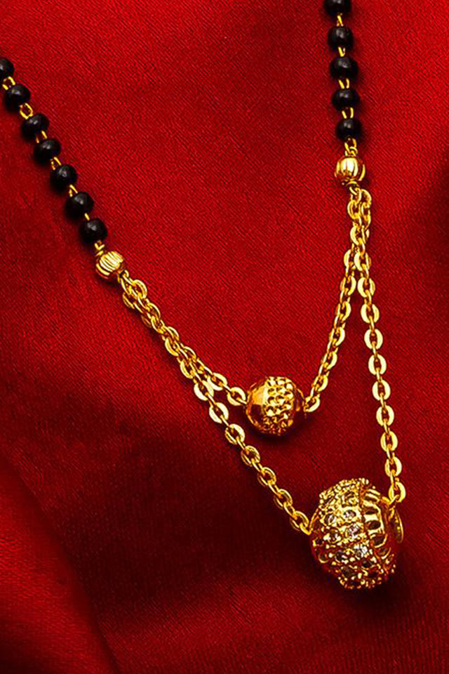 Women's Alloy Mangalsutra In Gold And Black