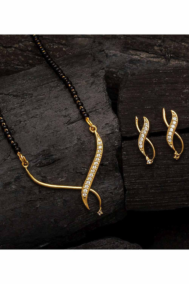 Buy Women's Alloy Mangalsutra Set in Gold