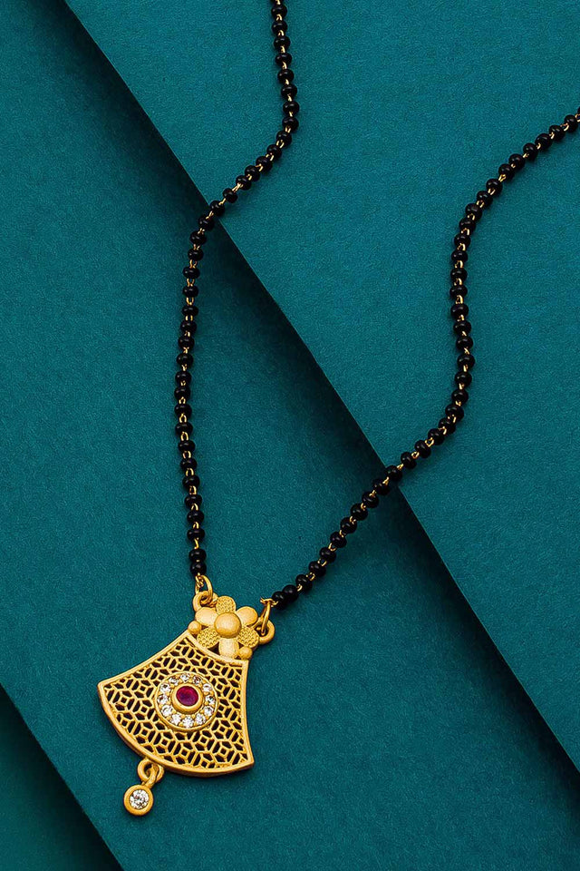 Buy Women's Alloy Mangalsutra in Gold