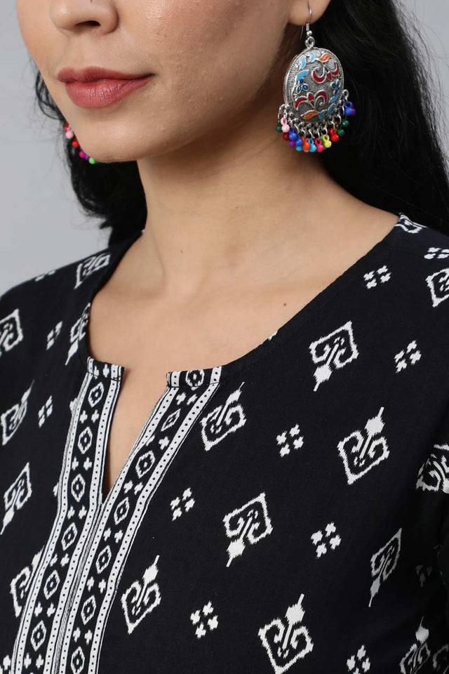 Buy Black Cotton geometric Printed Straight Kurta Online - Back