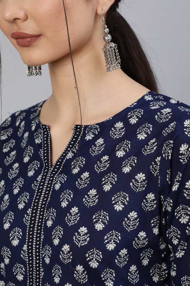 Buy Navy Blue & White Cotton Ethnic Motifs Printed And Thread Work Kurta Online - Back