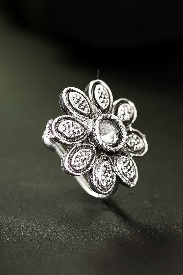 Designer Nose Pins Online