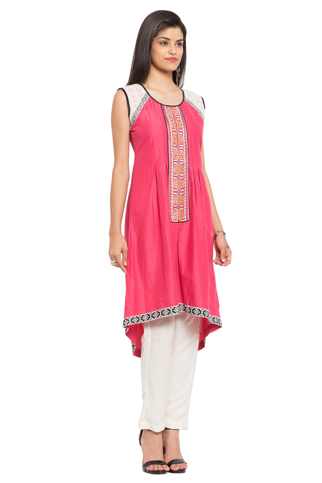 Blended Cotton Embroidered Kurti In Pink