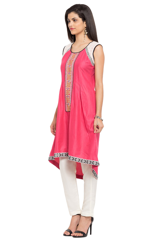 Blended Cotton Embroidered Kurti In Pink