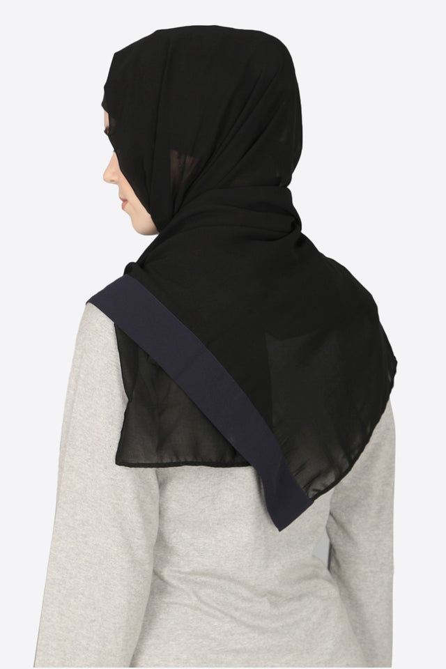 Hijab in Various Pattern