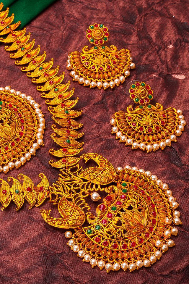 Shop Alloy Necklace For Women's Set in Gold At KarmaPlace