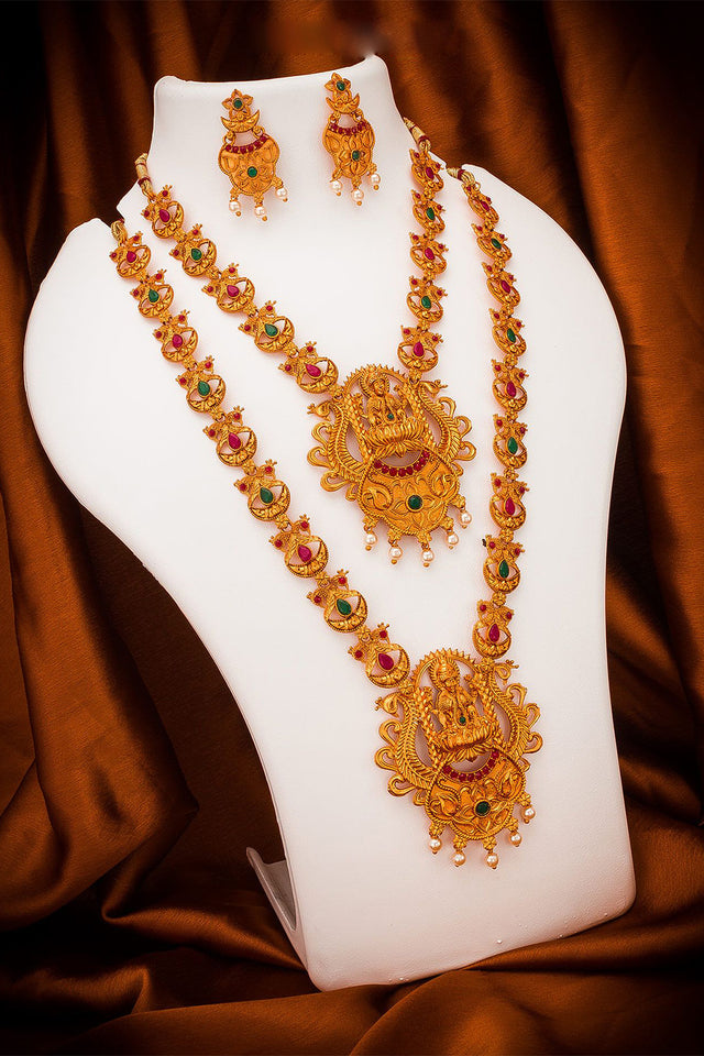 Buy Women's Alloy Necklace Set in Gold