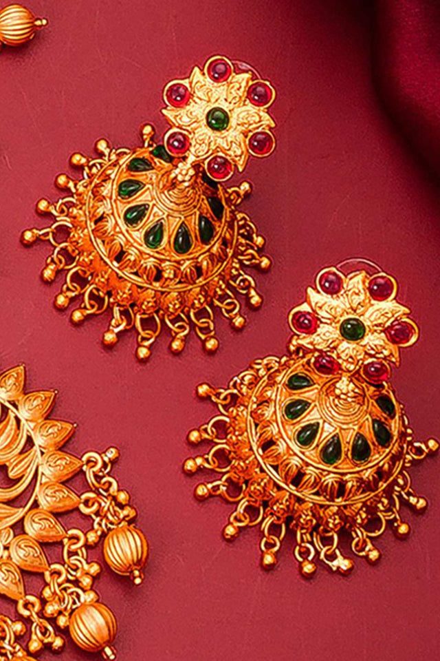 Shop Artificial Jewelry Necklace With Earrings Online