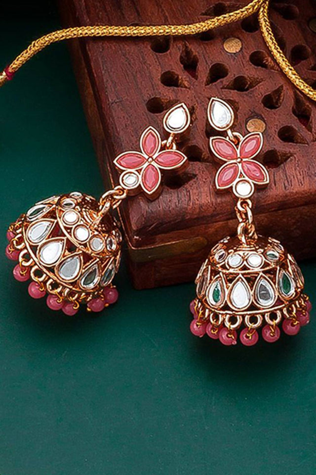 Women's Alloy Necklace Set In Pink