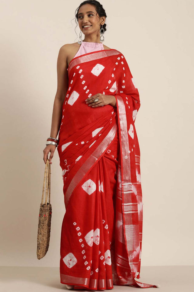 Cotton Blend Bandhani Saree In Red