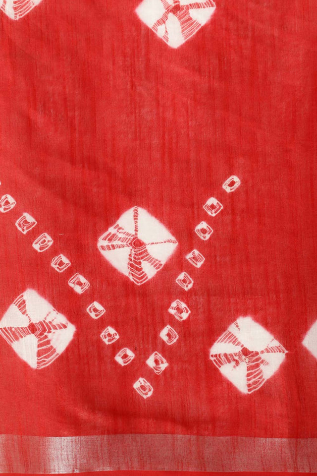Cotton Blend Bandhani Saree In Red