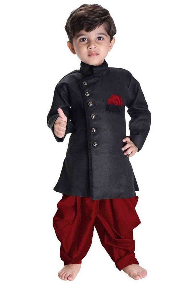 Boy's Cotton Solid Sherwani In Black