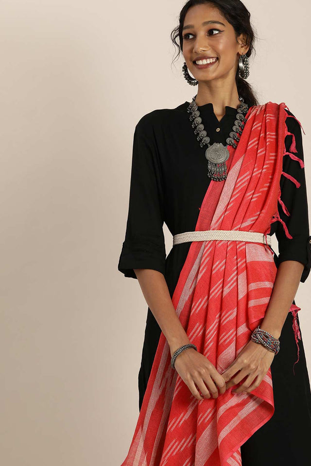 Red Silk Blend Bhagalpuri Ikat Causal Dupatta