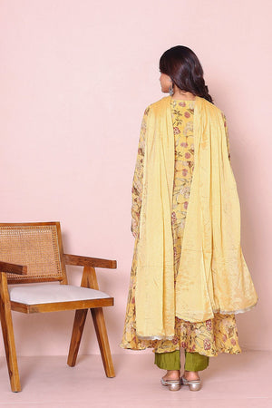 Yellow Floral Printed Chinon Kurti Pant Set (139yellowchinnon)