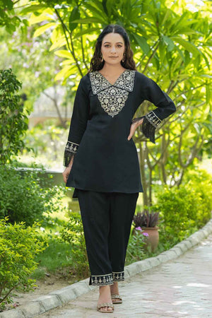 Black Embroidered Silk Co-Ord Set (1476CRDBK)