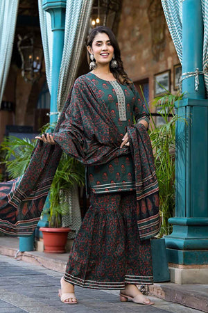 Green Floral Print Zari Work Pure Cotton Kurti Pant Set