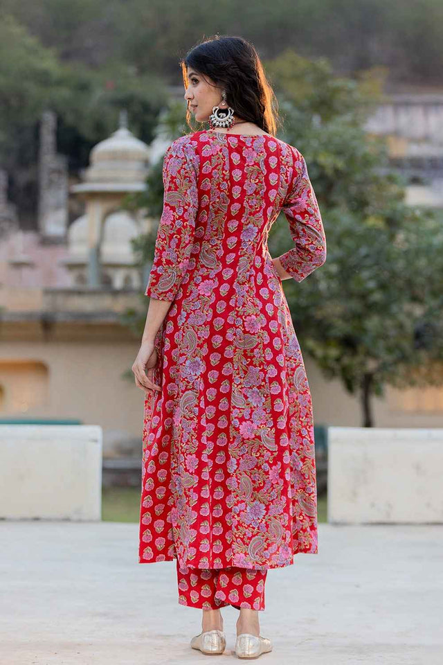 Red Floral Print Thread Work Pure Cotton Kurti Pant Set